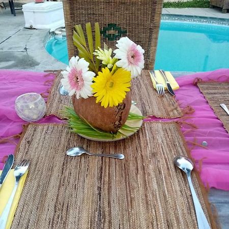 Appartamento Chez Nous Pereybere Beach Esterno foto